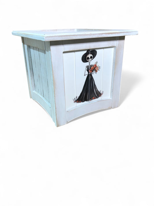 8" x 8" Plant Box Distressed