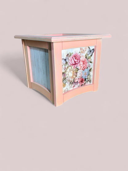 8" x 8" Plant Box Distressed