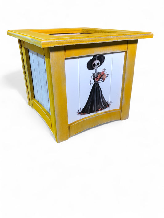 8" x 8" Plant Box Distressed