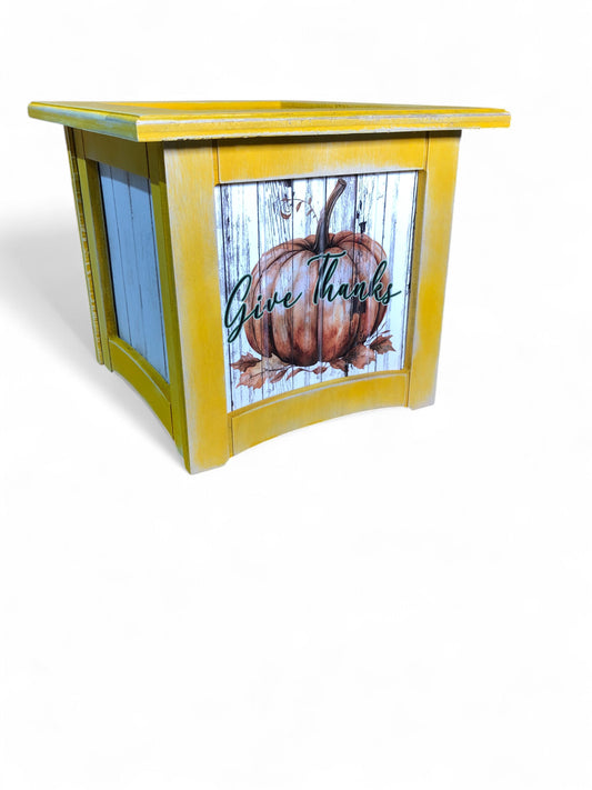 8" x 8" Plant Box Distressed