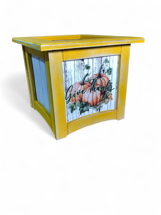 8" x 8" Plant Box Distressed